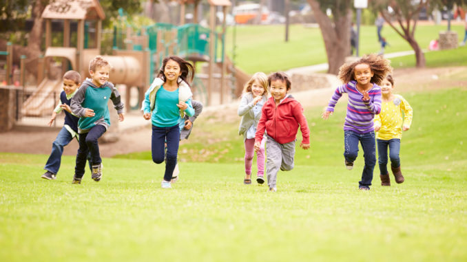 8 Enjoyable Ways to Keep the Kids Busy Without Spending A Fortune
