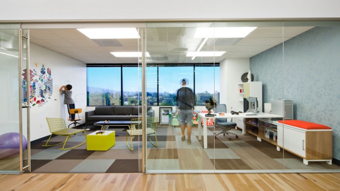 How To Create The Ultimate Office: 3 Tips