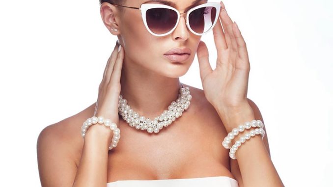 Pearls are the New Power Tie. Get Inspired with these Pearls of Wisdom