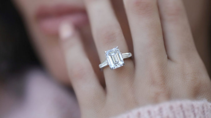 Reasons Why Women Just Love Emerald Cut Engagement Rings